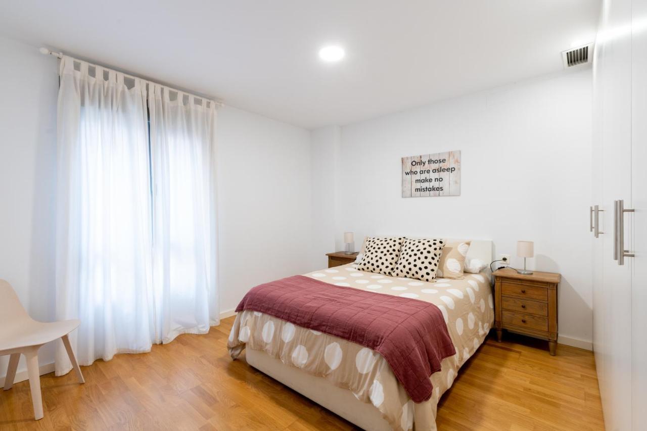 Ferienwohnung Piso Nuevo En Triana Sevilla Exterior foto